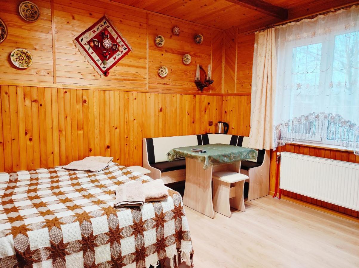 Котетж У Вілла Діола Cosău Exterior foto