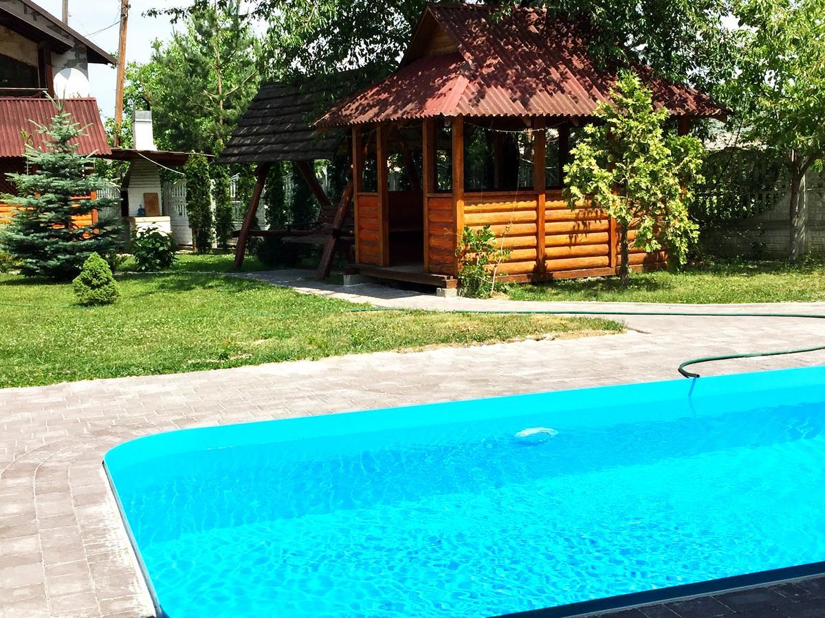Котетж У Вілла Діола Cosău Exterior foto